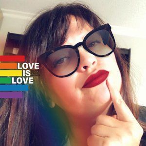 Meet your Posher, Lynn